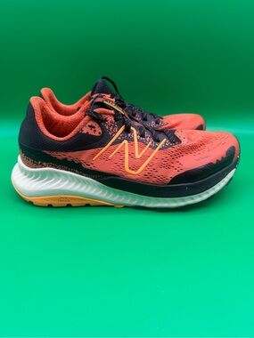 New Balance DynaSoft Nitrel v5 Cayenne Hot Marigold MTNTRTM5 Mens 7 Womens 8.5